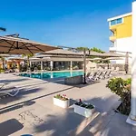 The Beachfront Bliss By Ps * Golem (Tirana)