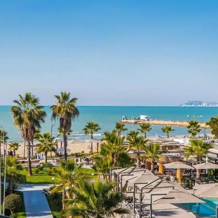 The Beachfront Bliss By Premium Selection * Golem (Tirana)