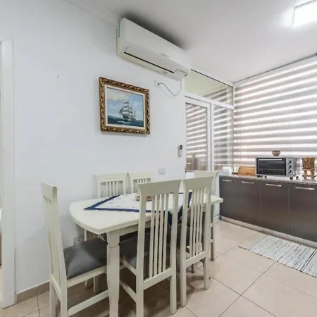Apartment The Beachfront Bliss By Premium Selection *