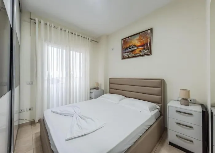 The Beachfront Bliss By Ps Apartament Golem (Tirana)